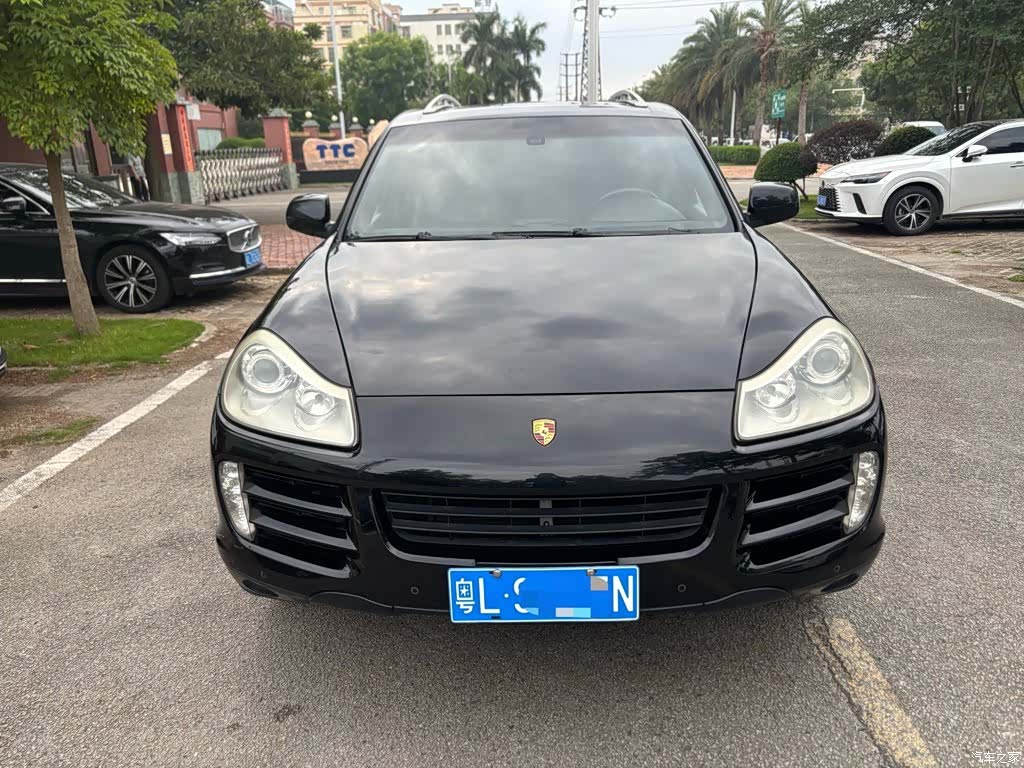 Porsche Cayenne, 2010 2