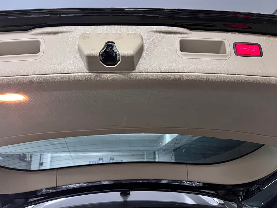 Mercedes-Benz R-class