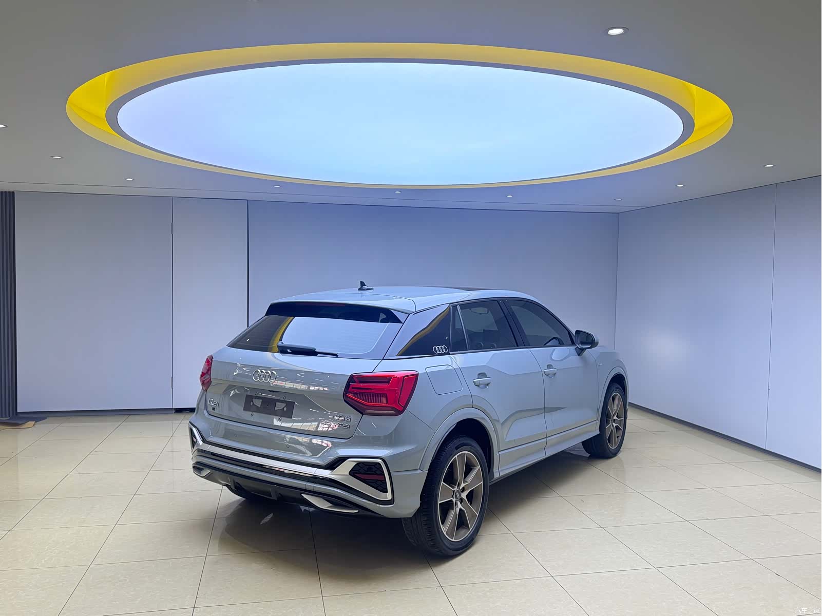 Audi Q2L, 2022 6