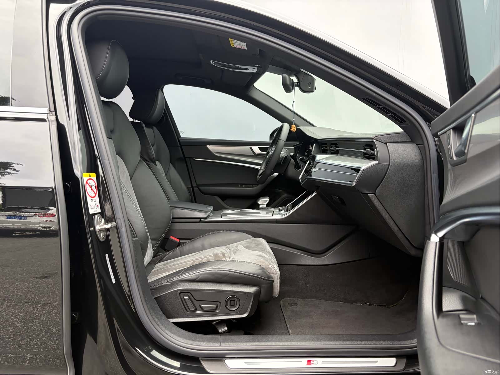 Audi A6L, 2021 19