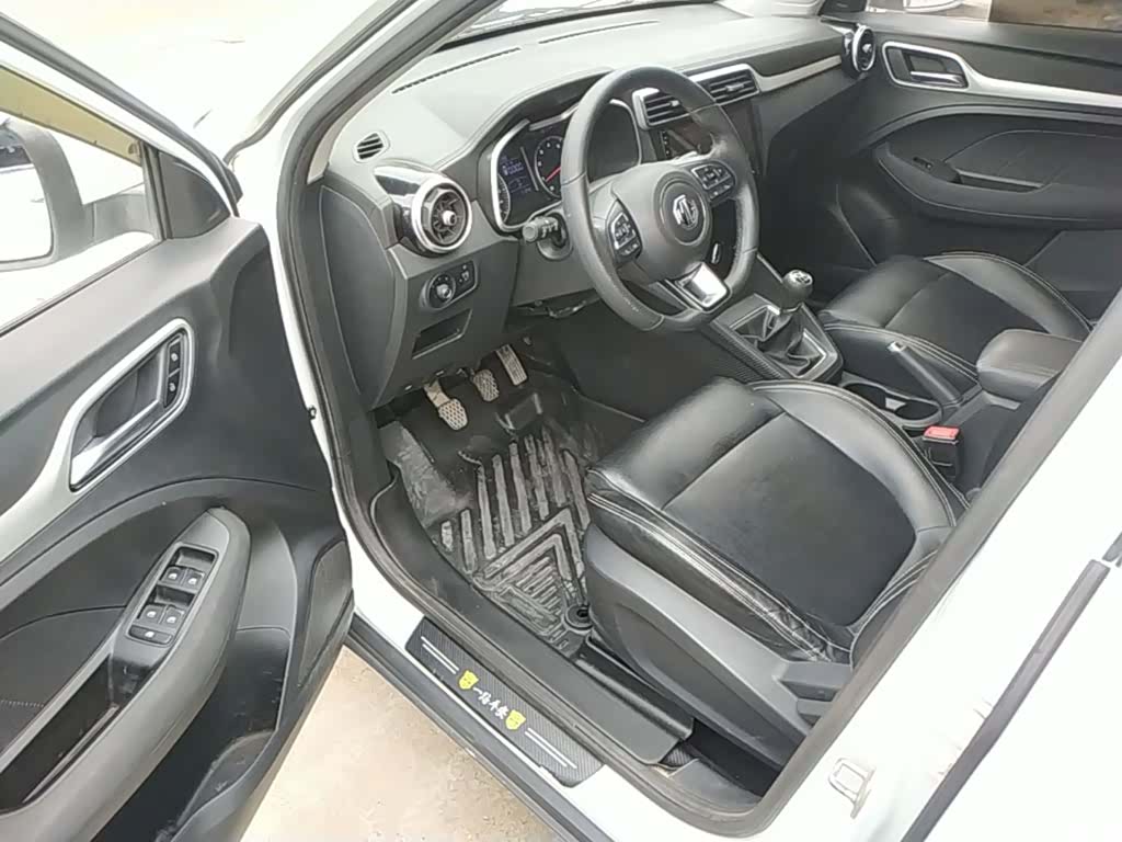 MG ZS, 2020 16