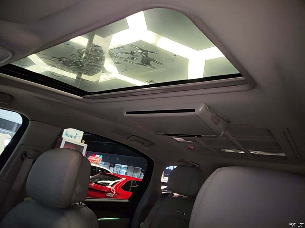 Buick GL8, 2019 18