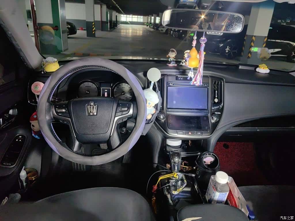 Toyota Crown, 2016 3
