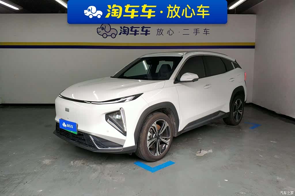 Geely Galaxy L7, 2025 1