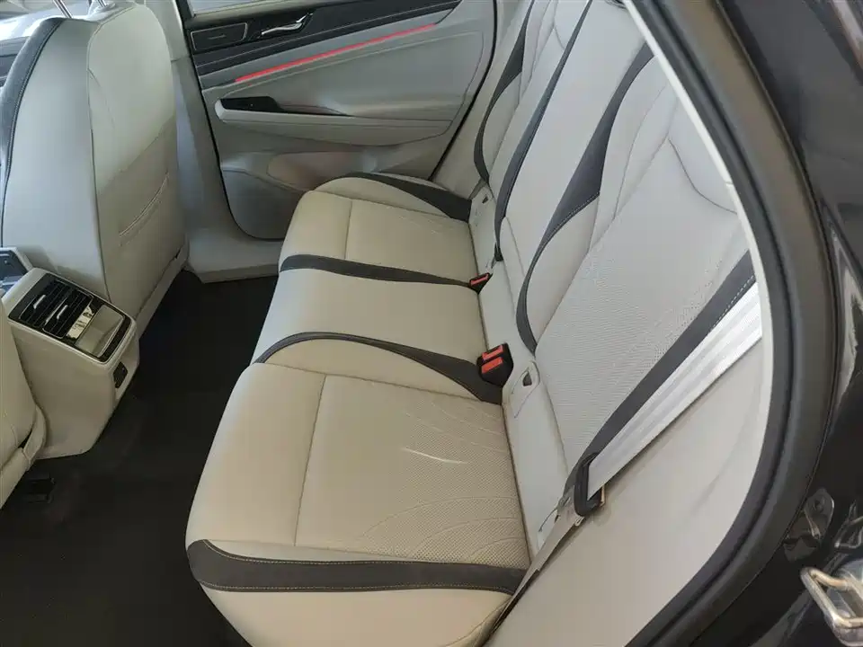 Volkswagen ID.7 VIZZION