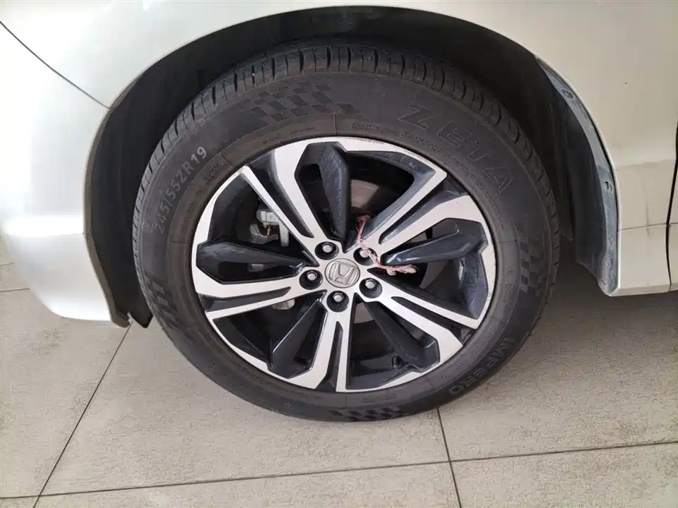 Honda UR-V Honda UR-V