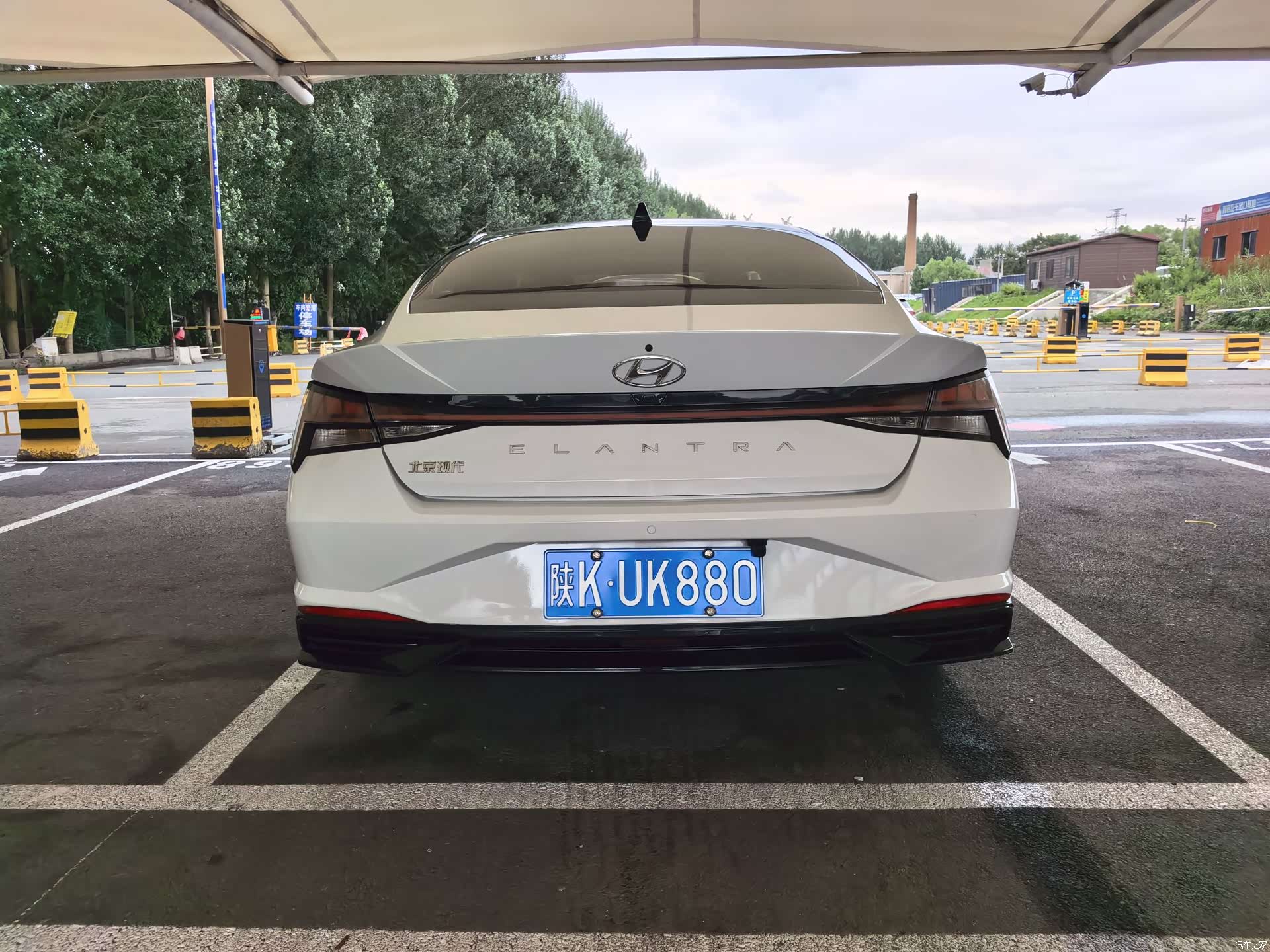 Hyundai Elantra, 2023 18