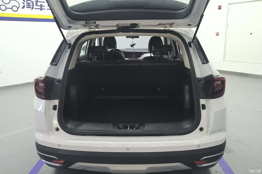 Changan CS35, 2020 4