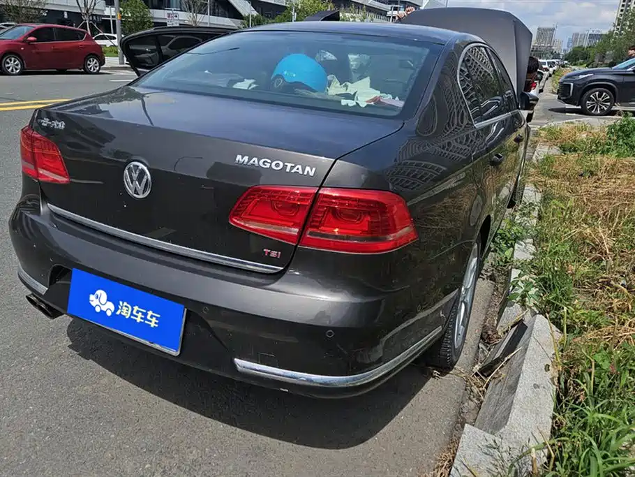 Volkswagen Magotan
