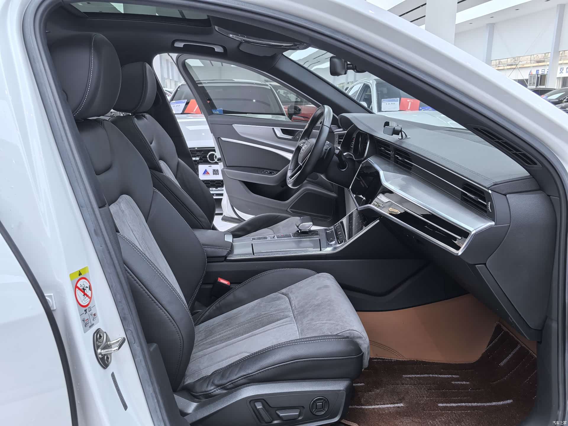 Audi A6L, 2021 4