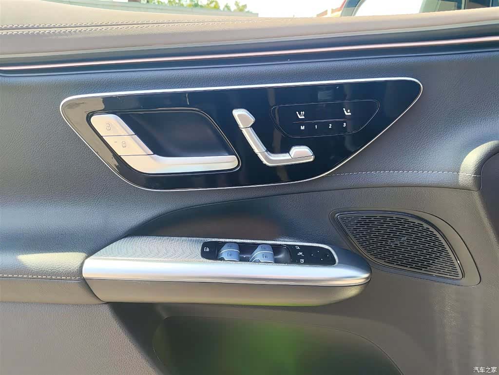 Mercedes-Benz EQE, 2025 9
