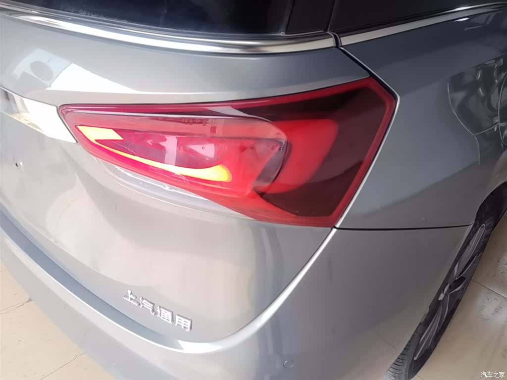 Buick GL6, 2018 8