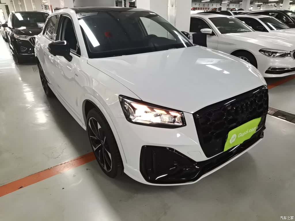Audi Q2L, 2024 4