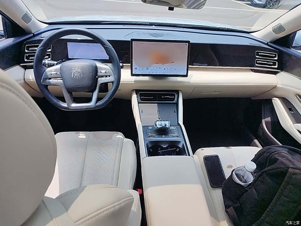 BYD Qin, 2025 10