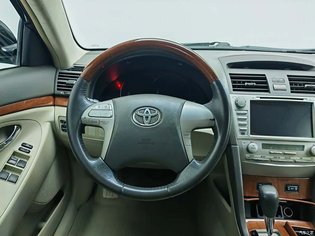 Toyota Camry, 2013 11