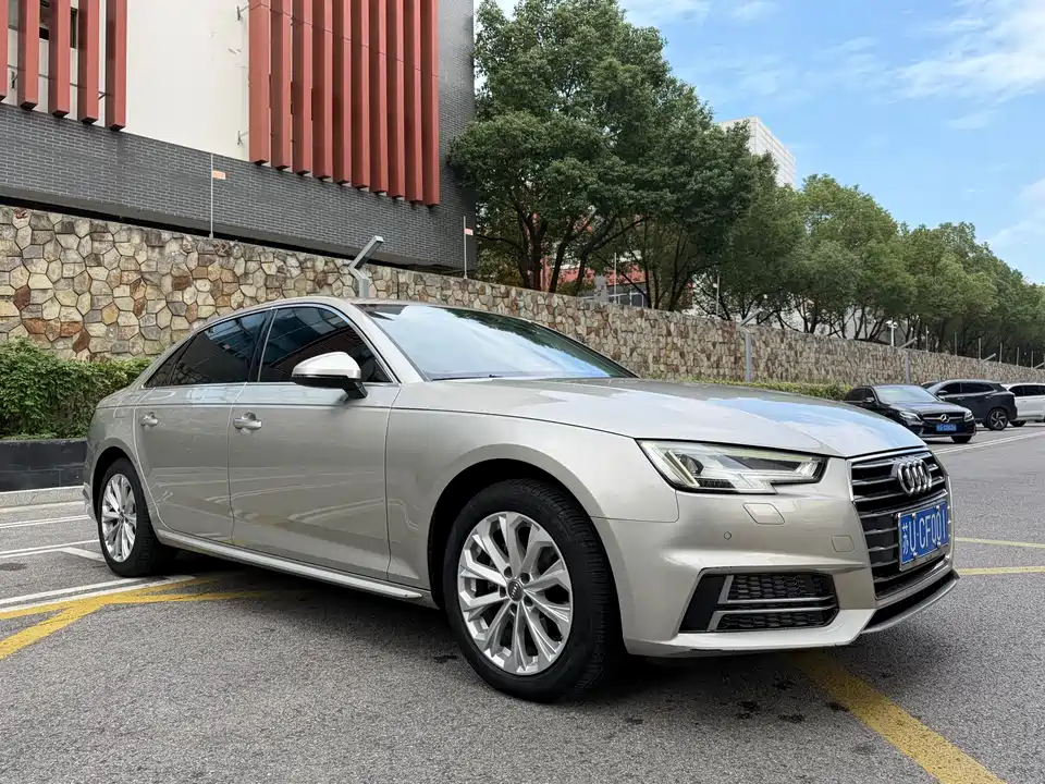 Audi A4L