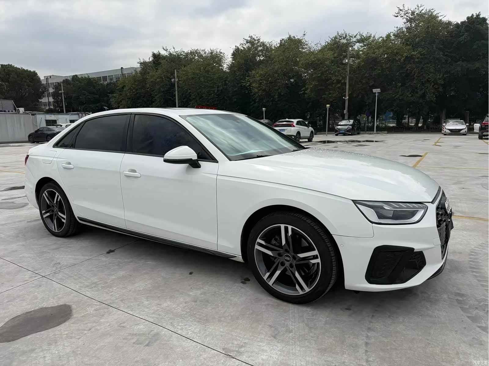 Audi A4L, 2022 3
