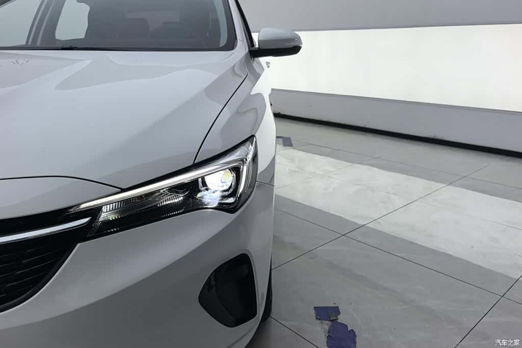 Buick Verano, 2023 все фото