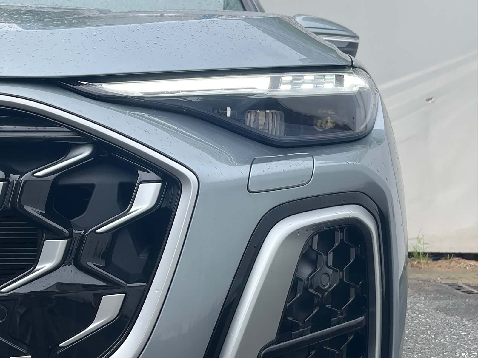Audi Q5L, 2025 6