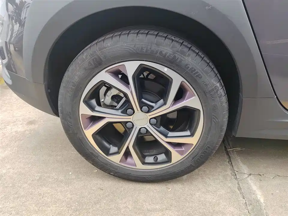 Lynk & Co 02 New energy