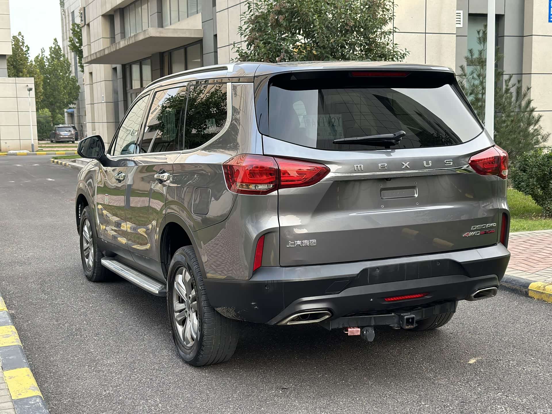 Maxus D90, 2022 6