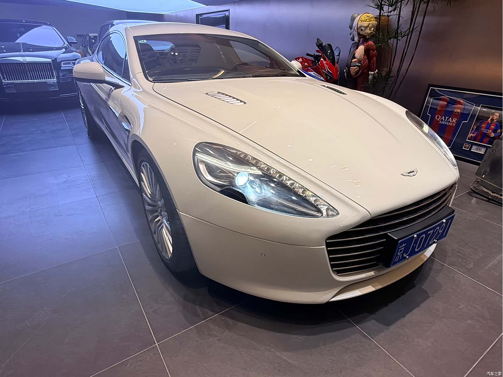 Aston Martin Rapide, 2017 4