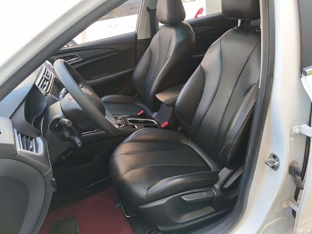 Roewe i5, 2020 15