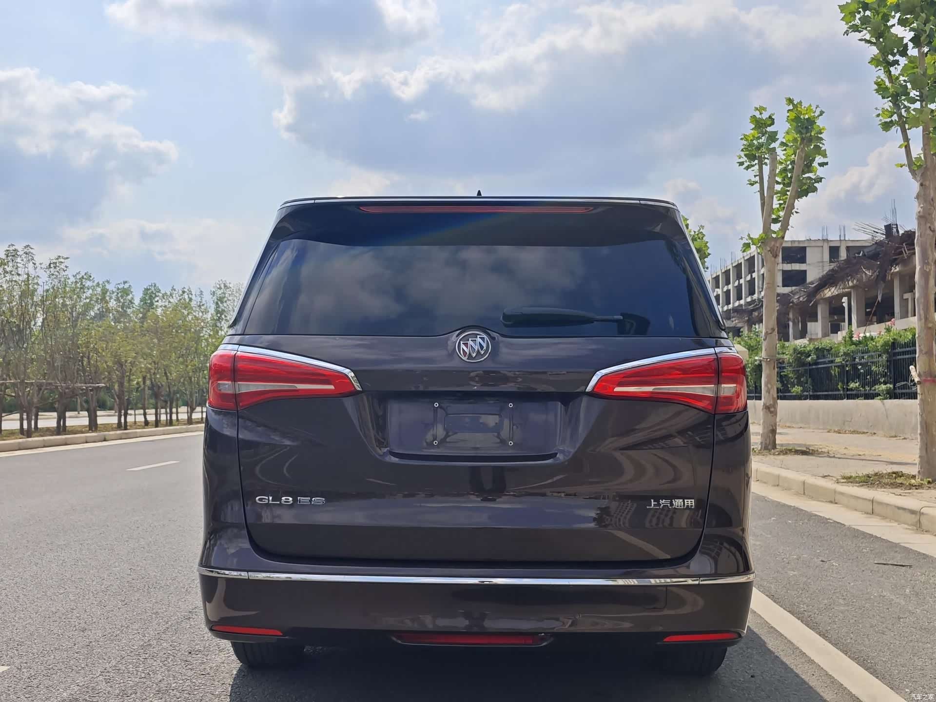 Buick GL8, 2018 все фото