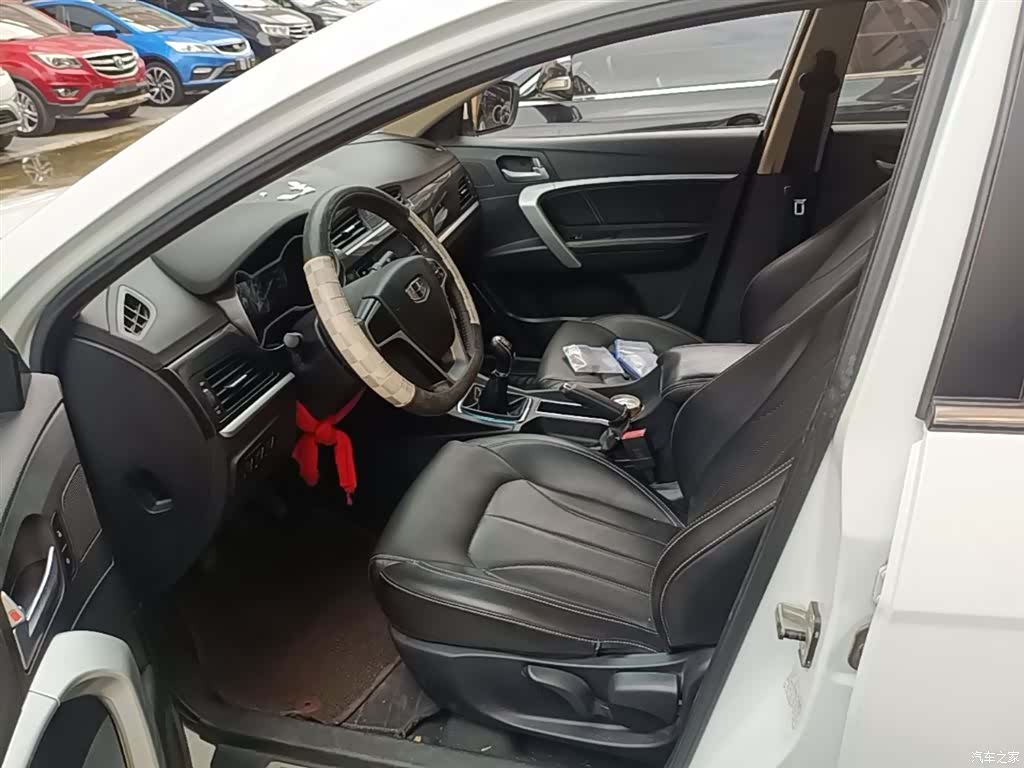 Geely Emgrand, 2017 15
