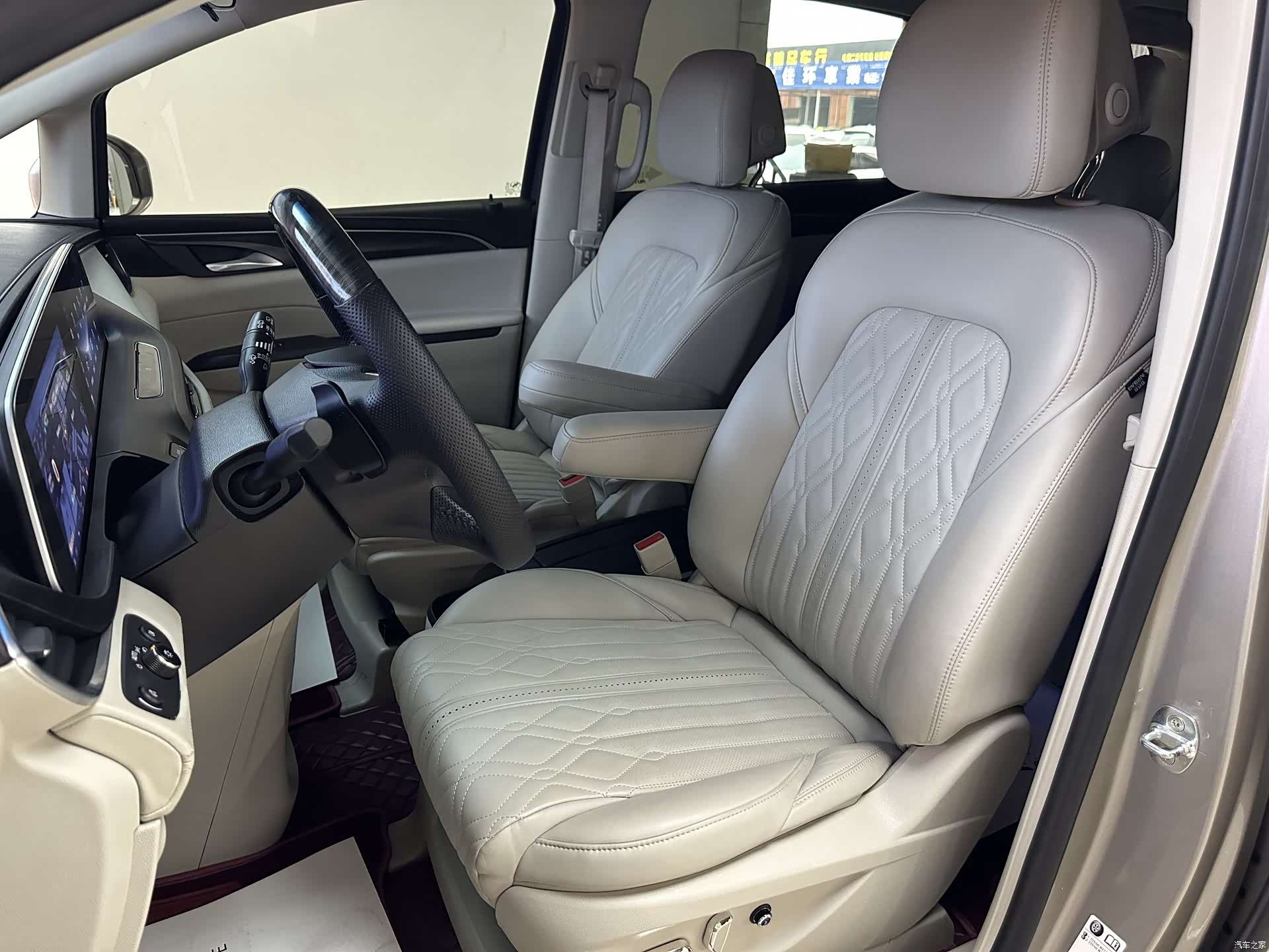 Buick GL8, 2023 24