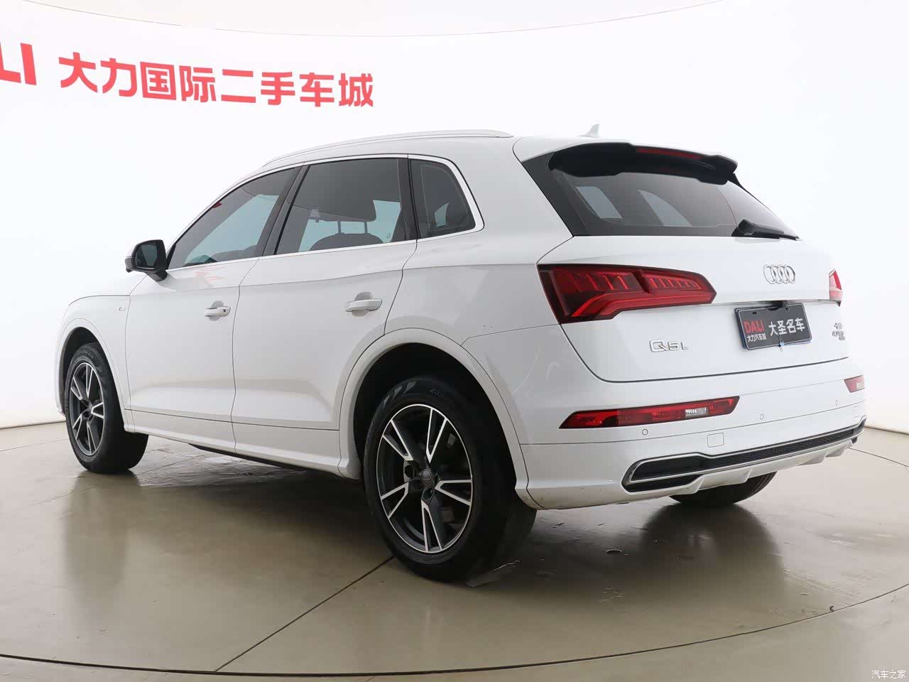 Audi Q5L, 2019 25