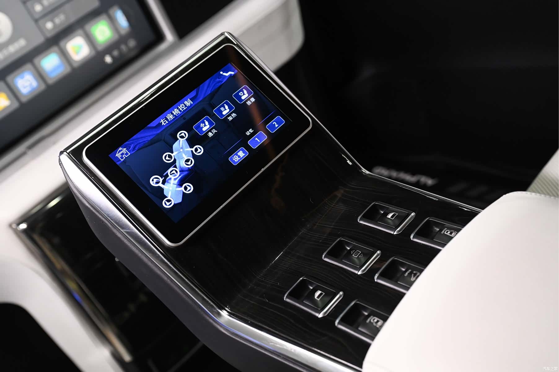 Toyota Alphard, 2022 17