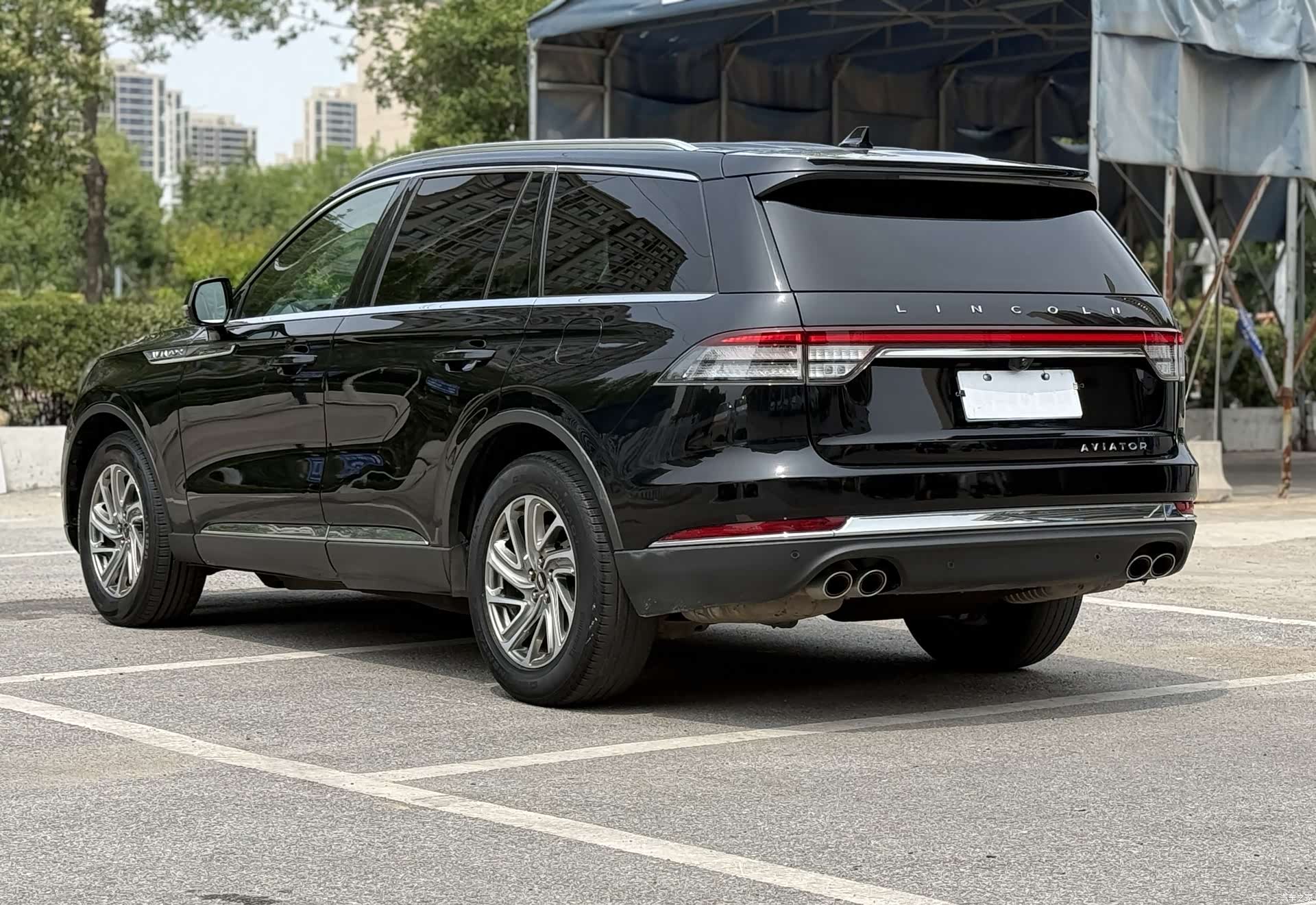 Lincoln Aviator, 2021 10