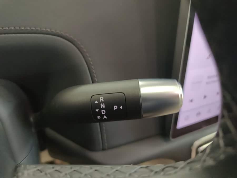 Li Auto L8 2023, фото 14