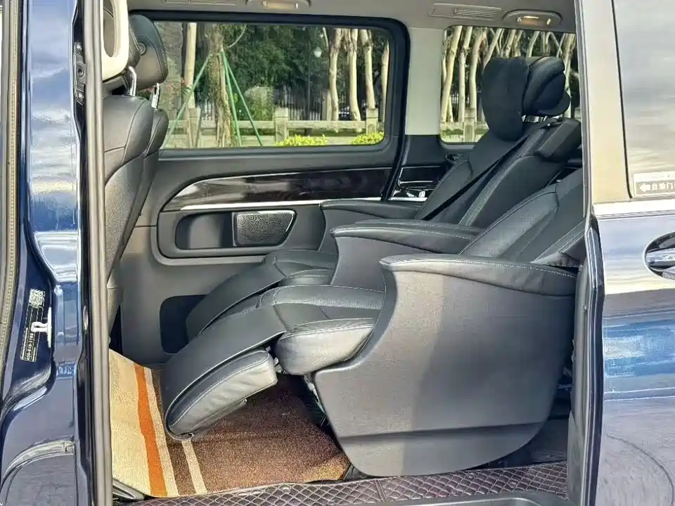 Mercedes-Benz V-class Mercedes-Benz V-class