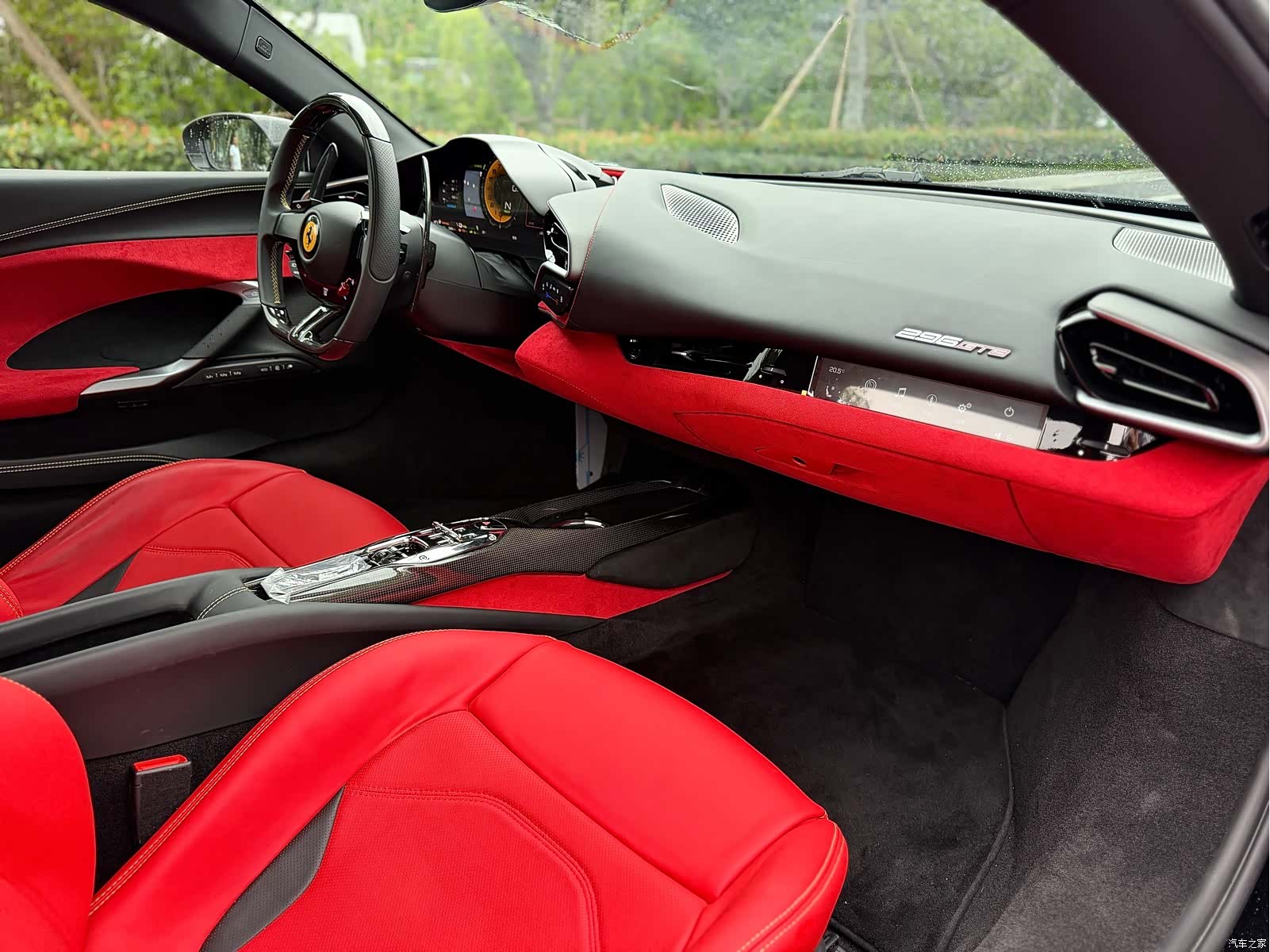 Ferrari 296, 2023 13