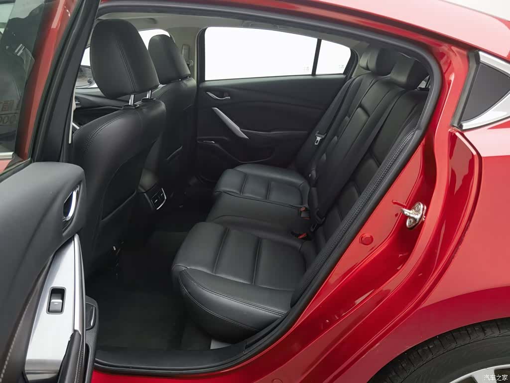 Mazda Atenza, 2017 15