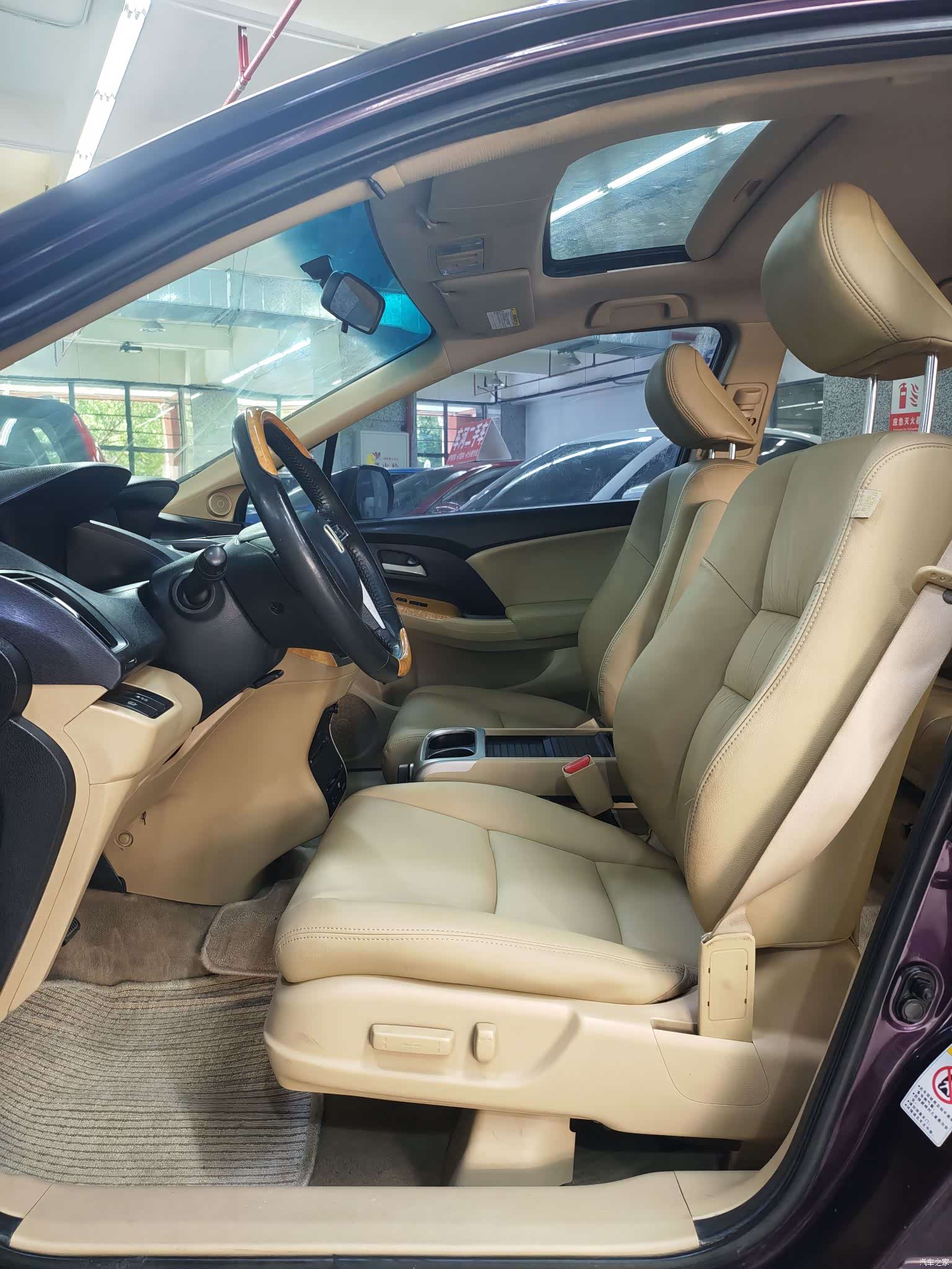 Honda Odyssey, 2011 4