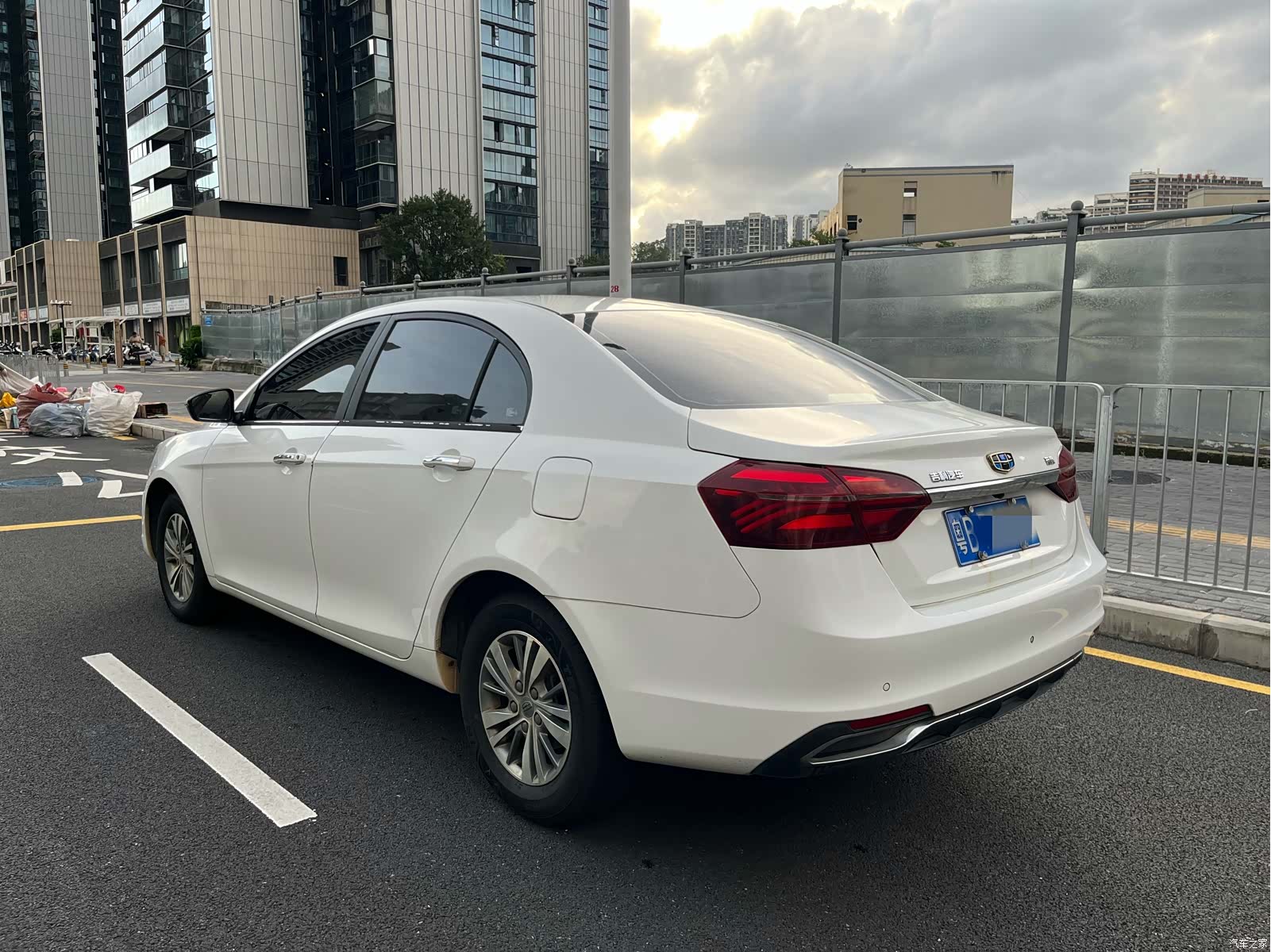 Geely Emgrand, 2018 4