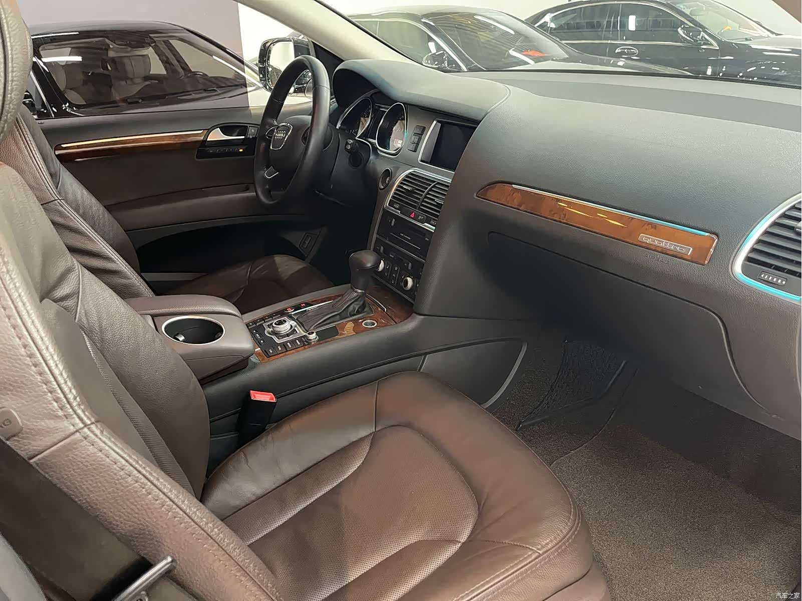 Audi Q7, 2015 10