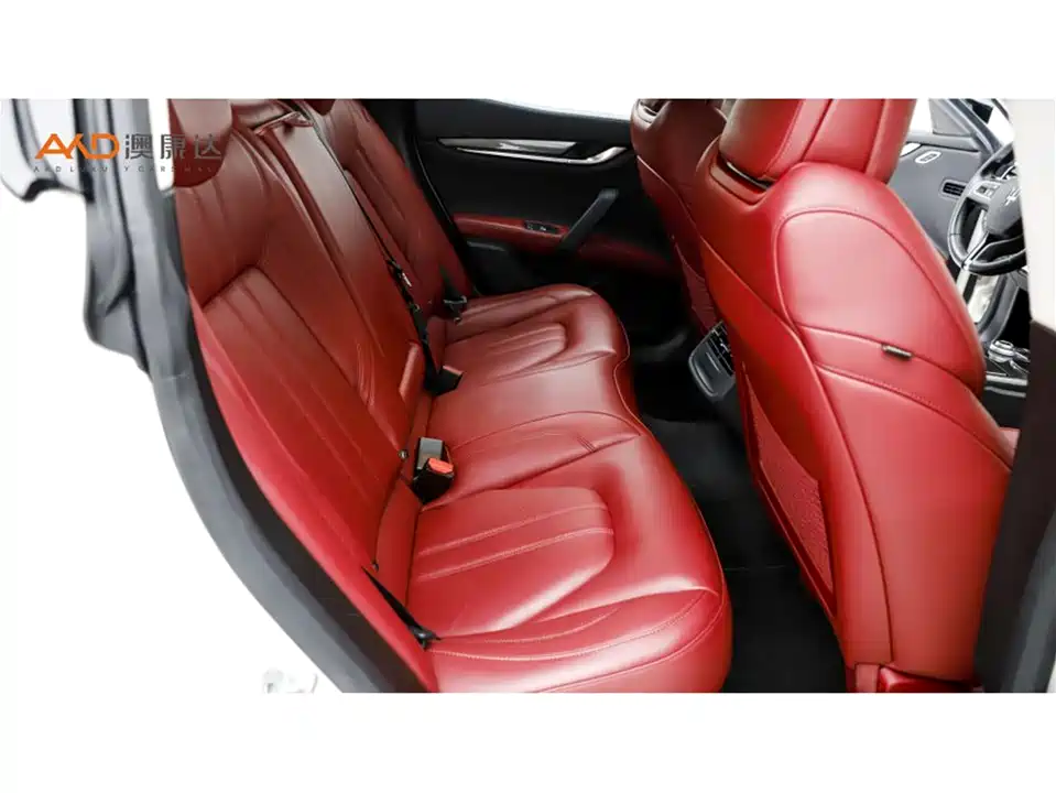 Maserati Ghibli Maserati Ghibli