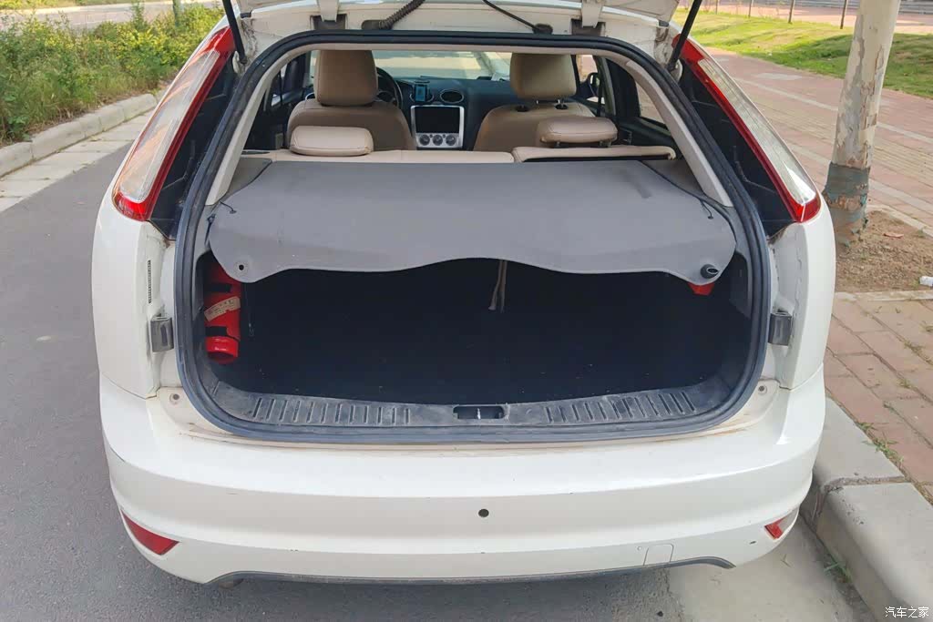 Ford Focus, 2014 4