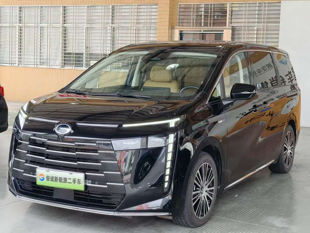 GAC E8 PHEV