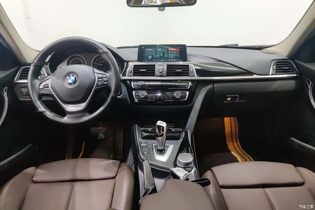 BMW 3 Series, 2019 12