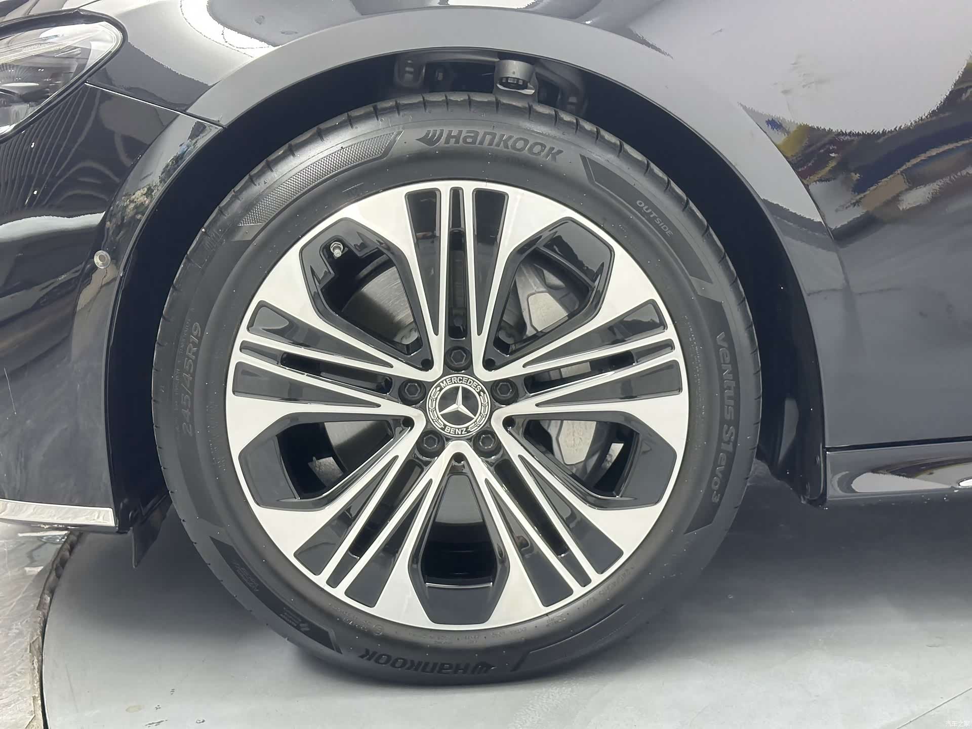Mercedes-Benz E-Class, 2024 25