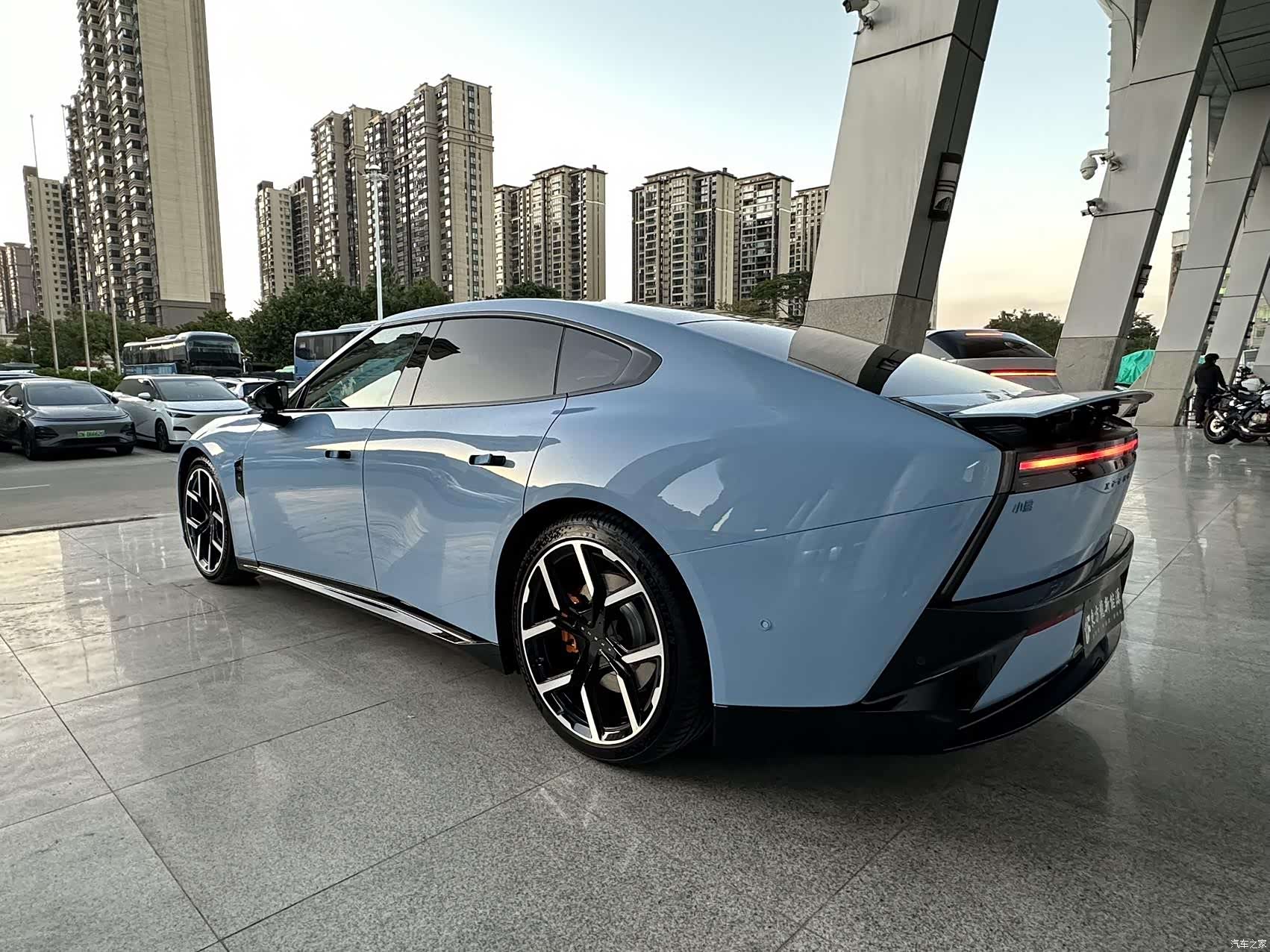 Xpeng P7, 2025 7