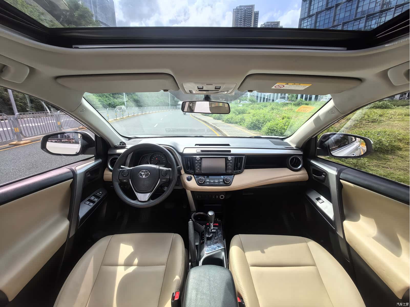 Toyota RAV4, 2017 9