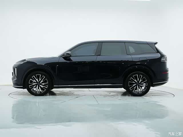 Changan Eado, 2025 8