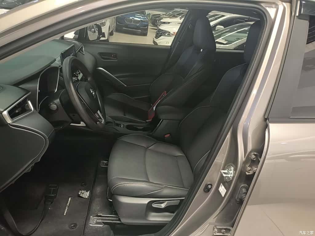 Toyota Frontlander, 2025 11
