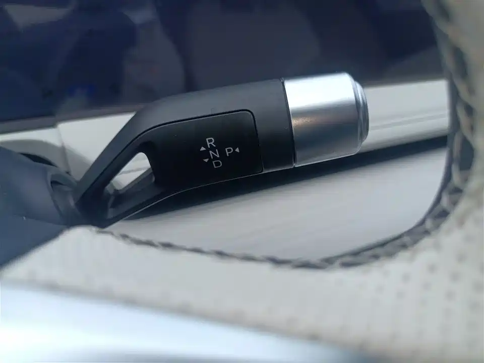 Geely Galaxy Galaxy E8